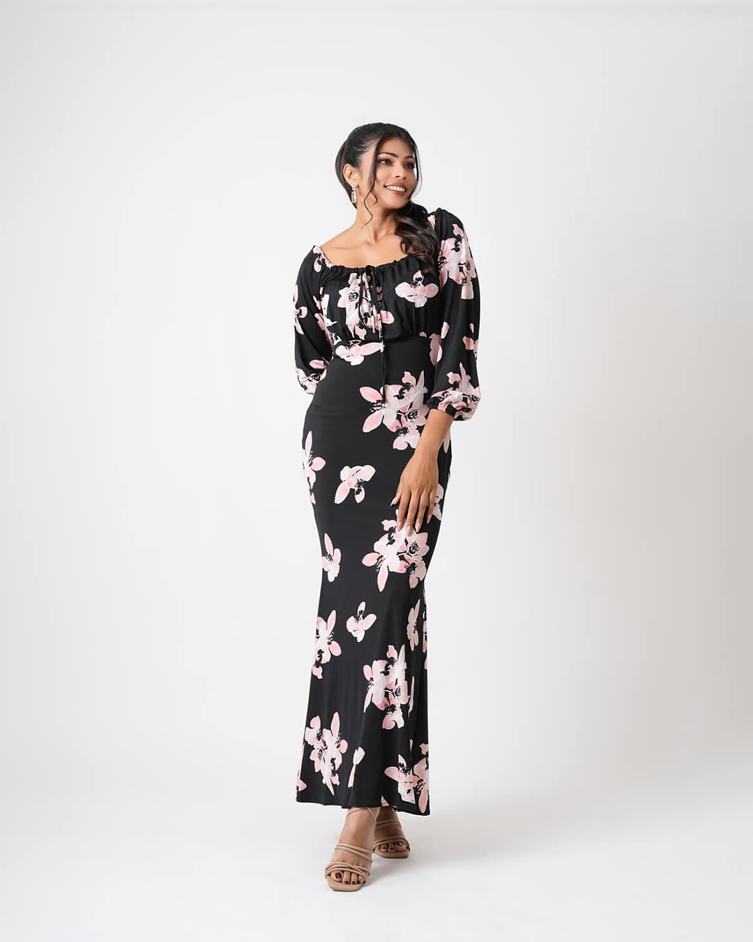 Black Floral Bloom Luxe