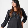 Abstract Two Tone - Kathyusha Abstract Two Tone
